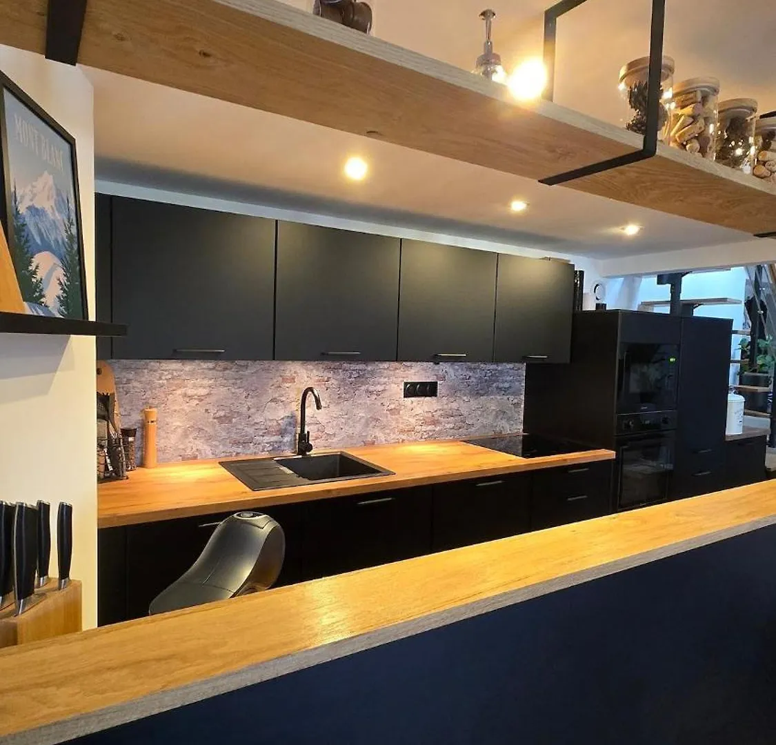 Appartement Atypique Au Coeur De Салланш 0*,  Франция